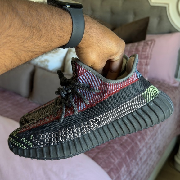 adidas gazelle silver green womens adidas Yeezy Boost 350 V2 Yecheil (Non-Reflective)